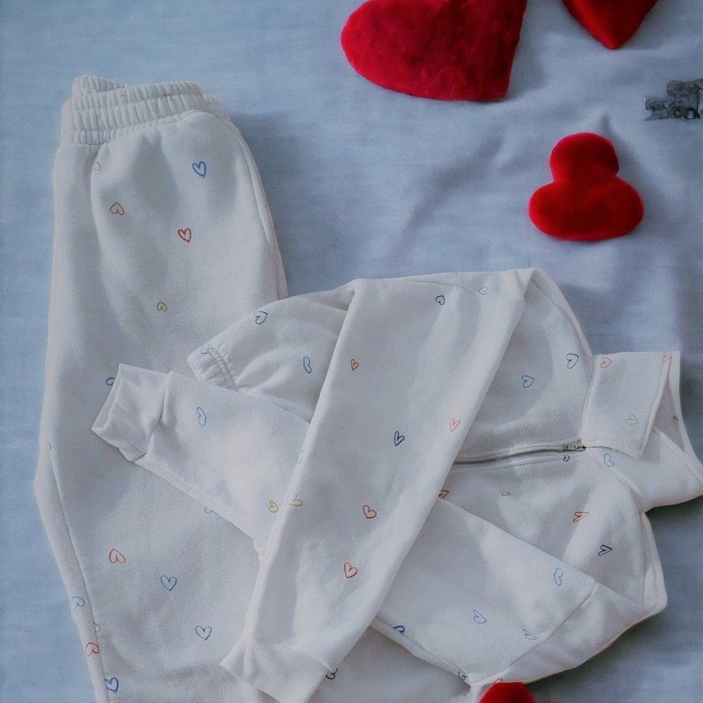 White Matching Jogger Set With Hearts! - image 1